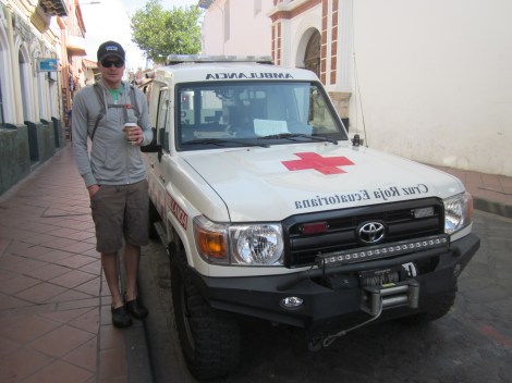 the ecuadorian red cross drive pretty cool toyotas...brian bergeler this picture is for you!